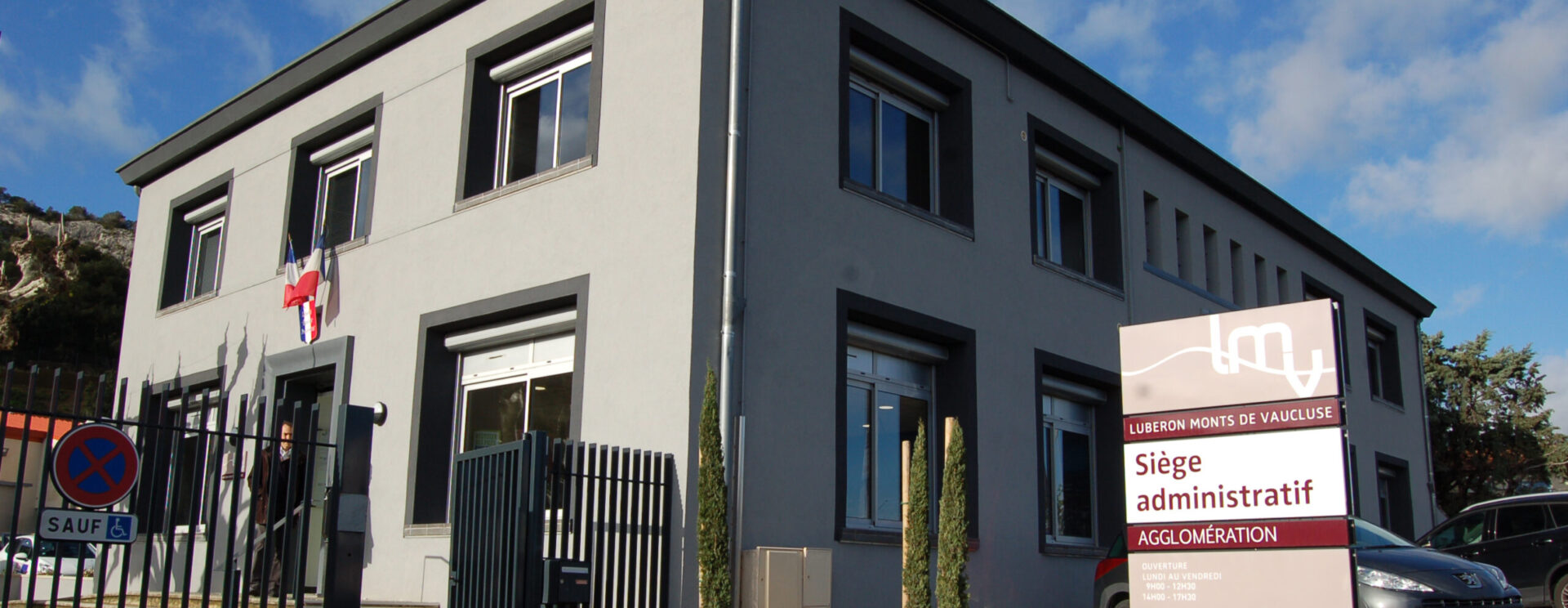 Bâtiment du siège administratif de LMV Agglomération à Cavaillon
