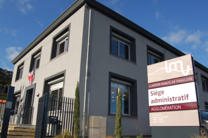 Bâtiment du siège administratif de LMV Agglomération à Cavaillon - Agrandir l'image, fenêtre modale