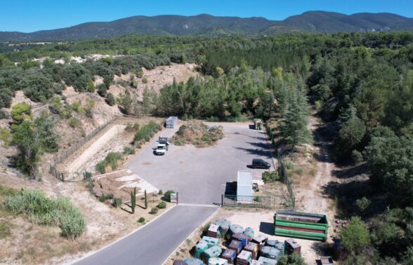Vue drone de la déchetterie verte de Vaugines
